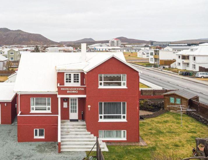 Grindavik Guesthouse Self Check In & Out エクステリア 写真