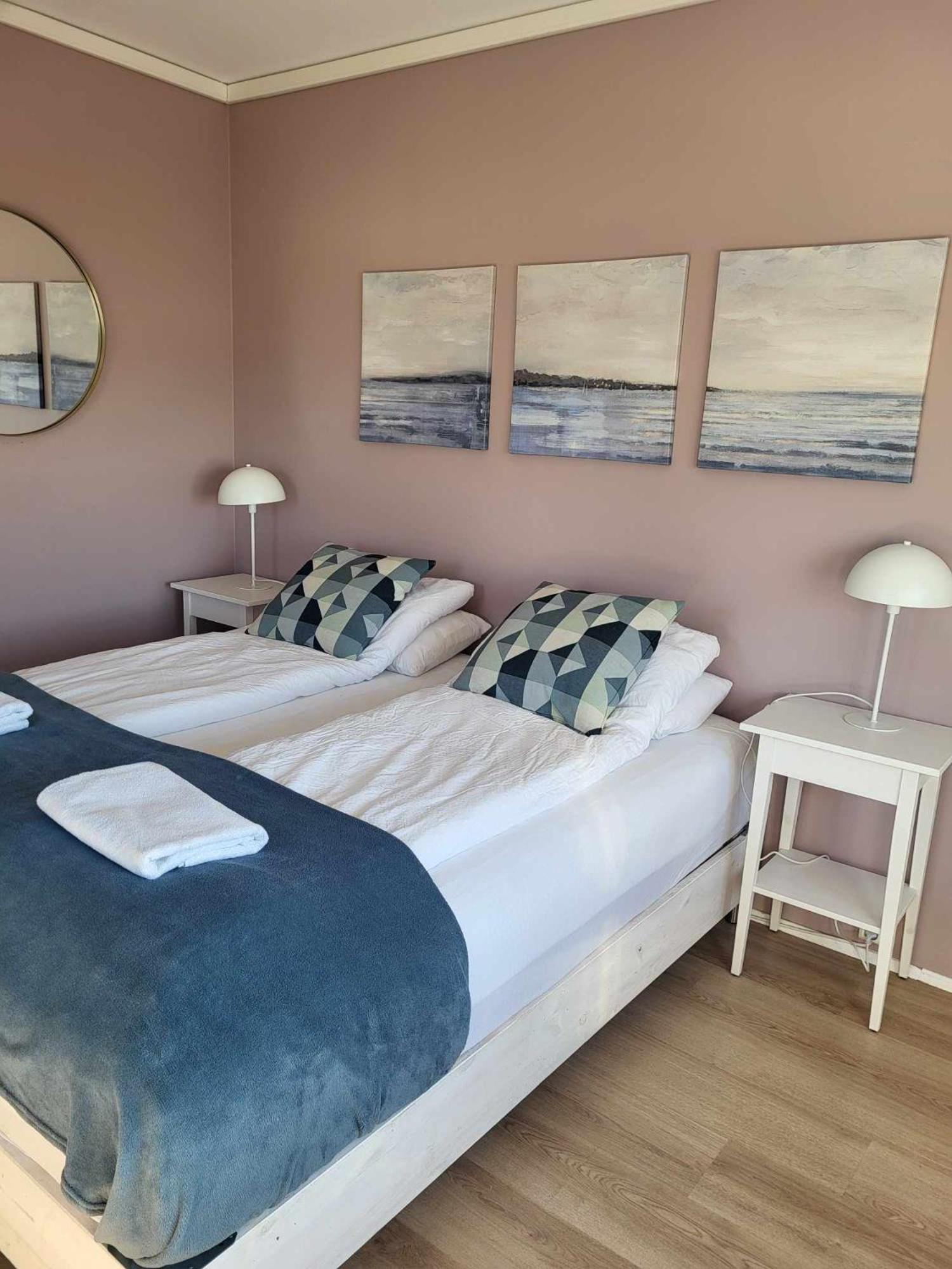 Grindavik Guesthouse Self Check In & Out エクステリア 写真